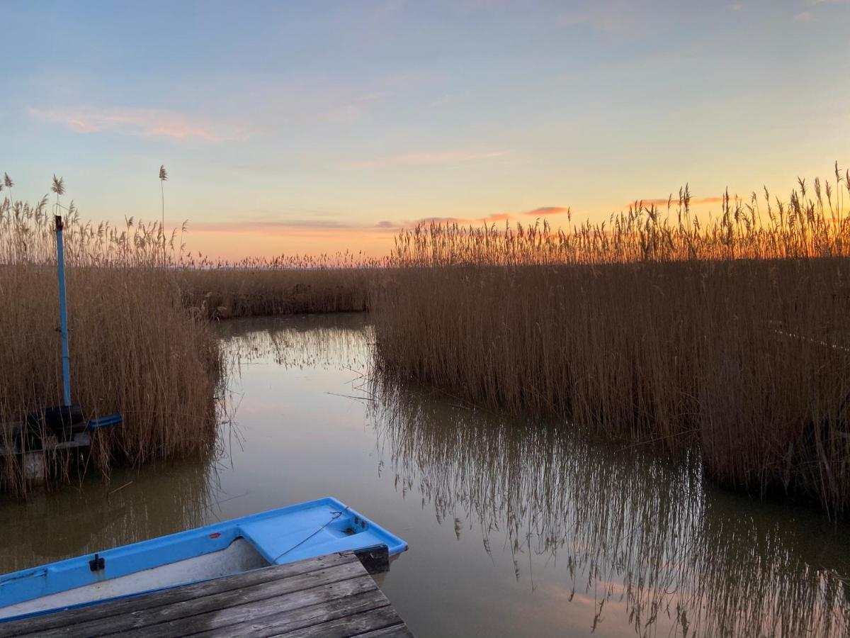 Seehuette Neusiedlersee - Pfahlbau Waterfront 1 רוסט מראה חיצוני תמונה